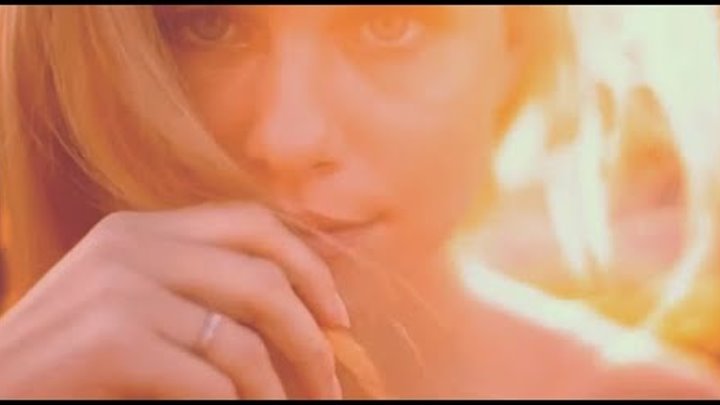 девушка в клипе билана. билан про белые розы. билан в клипе белые розы. билан белые розы девушка в клипе.