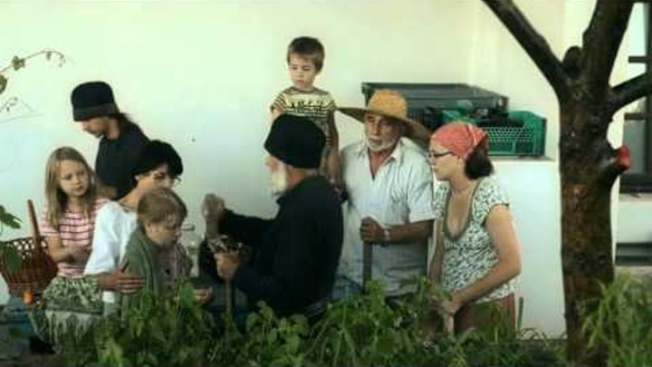 старец паисий и я, стоящий вверх ногами фильм 2012 кадры. дети вверх тормашками. старец паисий и я стоящий вверх. старец паисий и я стоящий вверх ногами фильм. ) драма.