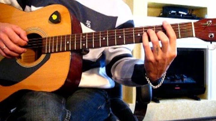 Аккорды и бой для гитары. Мемы про бас гитару. Высказывания о гитаре. Кто я тебе гитара. Самоучка на гитаре.