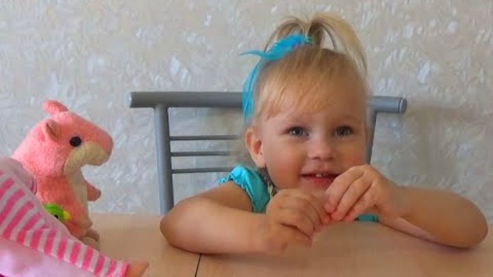 Алисса голосовой помощник. Включи маленькую алису которая. Канал mimi lissa. Значок алисы. Алиса голосовой помощник робот алиса.