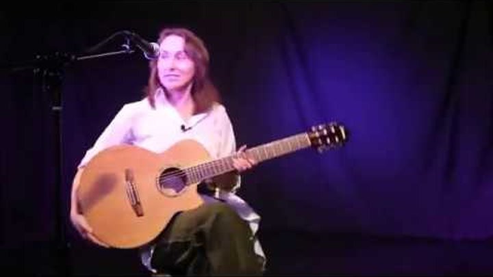 три красавицы небес. джемма халид 2022. три красавицы небес шли по улицам мадрида. иволга джемма халид. слушать три красавицы небес шли.