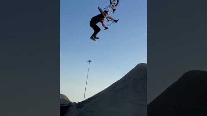 Фронтфлип BMX
