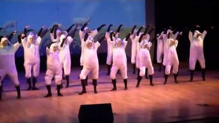 танец овечек клип. булжамуур ансамбль. таберик ансамбль. танец барашков. костюм на танец барашка.