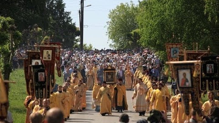 Крестный ход в кирове в 2023. Великорецкий крестный ход 2025. Великорецкий крестный ход 2025. Великорецкий крестный ход 2022. Великорецкий крестный ход 2025.