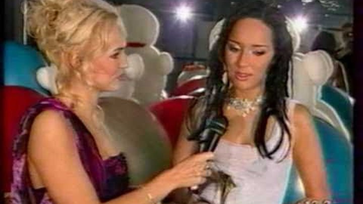 алсу всё равно 2002. золотой граммофон 2003 диск. золотой граммофон 2002 видеокассета. золотой граммофон 2002 vhs. золотой граммофон 2002.