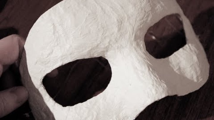 маска из папье-маше своими. маска папье маше. маска из папье маше. как сделать маску без клея пва. как сделать маску без клея пва.