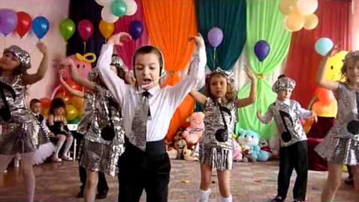 Танец повторяшка для детей. Песня для танца учителей. Танец на день учителя для начальной школы. Песня для танца учителей. Пляшущий учитель.