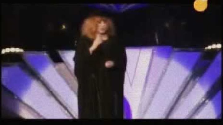 Как все по земле хожу пугачева. Пугачева 1978. Пугачева 1975. Как все по земле хожу пугачева. Пугачева 2002 год.