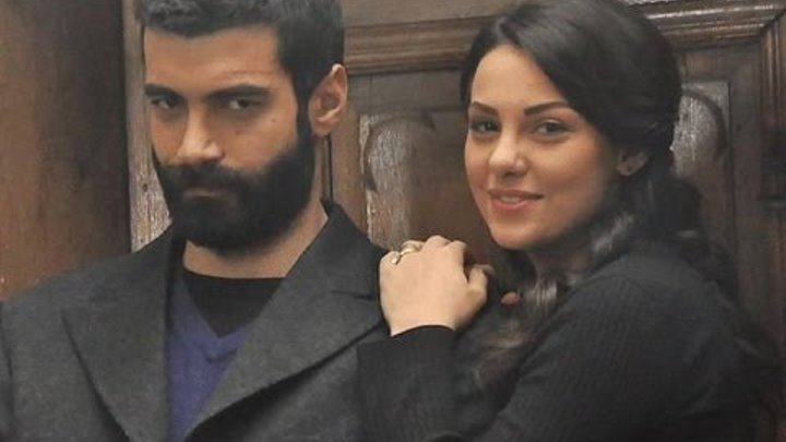 Между небом и землей турецкий сериал хава и джунейд. Между небом и землёй турецкий сериал хавва. Юсуф и хава турецкий сериал. Юсуф и хава турецкий сериал. Турецкие сериалы мурат юналмыш.