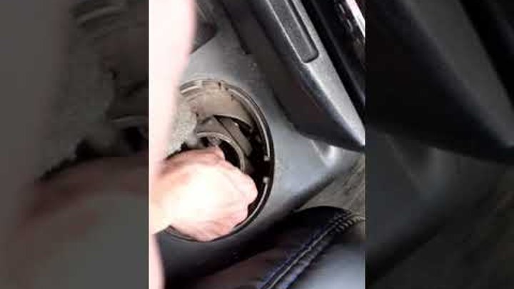 Как устранить болтание