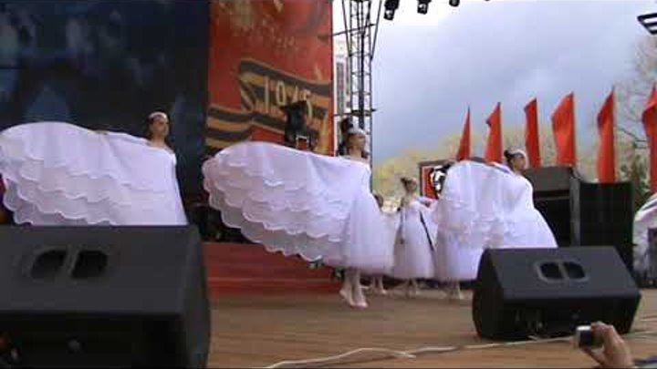 Танец журавли в детском саду. Костюм журавля для танца. Танец журавли на 9 мая. Танец к дню победы в детском саду. Танец журавли на 9 мая.