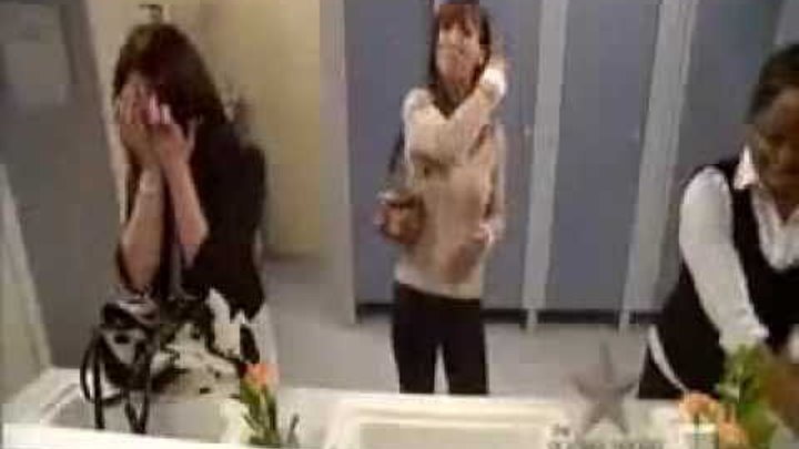 скрытая камера в японской бане. видеокамера в унитазе. камера в уборной. женская камера скрытая япония. камера в туалете больницы.