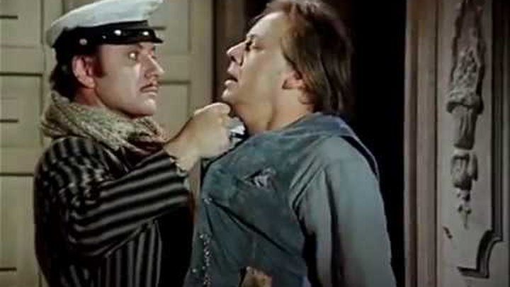 Плакат своих не бросаем. И будут бить и убьют его. Плакат бьем и будем бить. Дюжев жмурки. Понял что сейчас его будут бить может.