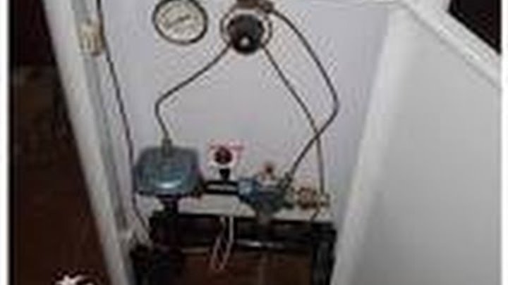 Тухнет запальник на газовом котле житомир. Запальник на котле житомир. Запальник для газового котла данко. Данко тухнет. Двухконтурный котел данко.