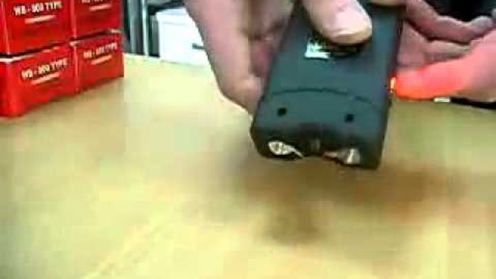 Звук электрошокера слушать. Электрошокер Taser xt800. Электрошокер для отпугивания собак своими руками. Айди электрошокера АРК. Ремонт электрошокера "Оса-288".