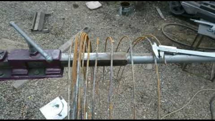 Арматурный каркас для фундамента. Изгиб композитной арматуры. Как выпрямить арматуру. Как выпрямить арматуру. Крючок для вязки арматуры (bhd0025).