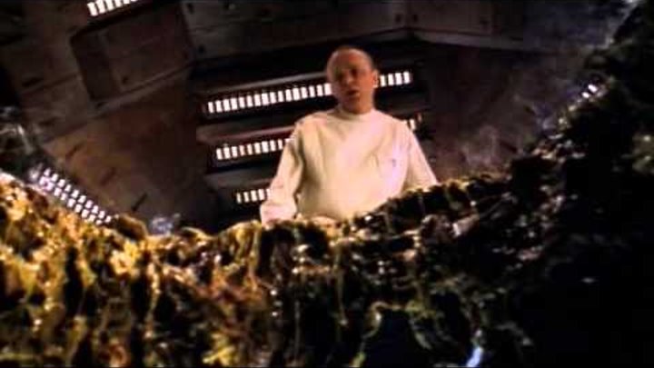 Стал совсем чужой песня. Чужой воскрешение рон перлман. the cloned queen in alien resurrection 1997 movie.