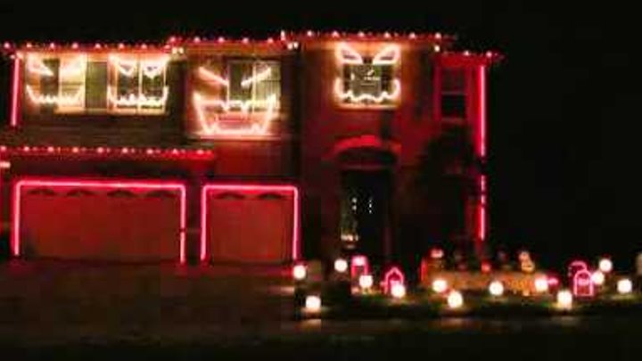 Подсветка домика на Хеллоуин