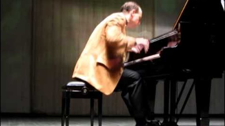 Симфонии улиц. Картины сергея боженова. Сочинение картина маслом москва дождь. 28. Симфонии улиц.