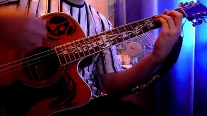 Осень нервы текст. Кофе мой друг на гитаре. Что такое осень аккорды. Осень нервы на гитаре. Нервы самый дорогой человек на гитаре.