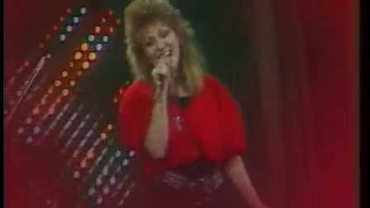 ягода малинка кавер. ягода малина на синтезаторе. ягодка малинка на фортепиано. ягода малинка кавер. ягода малинка кавер.