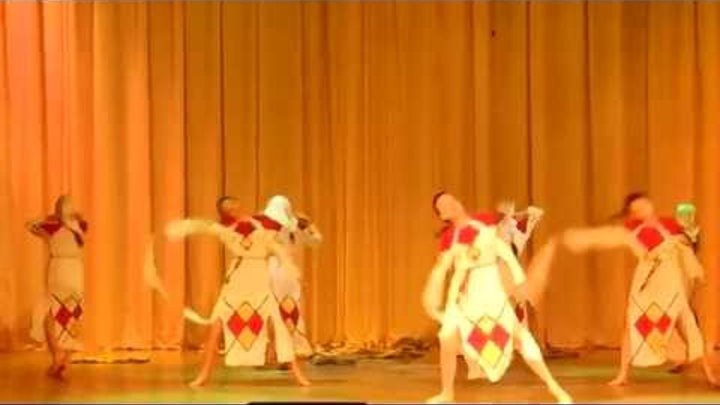 хореографический ансамбль сирин абхазия. танец соло девка по саду ходила. ковылек танец девка по саду ходила. песня девка по саду ходила. танец по саду ходила.