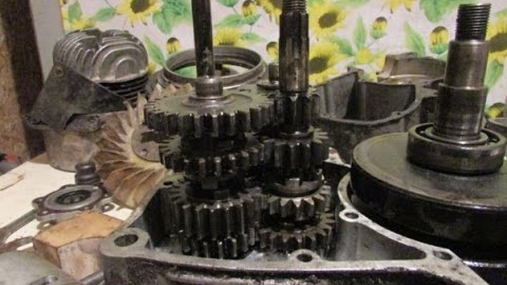 сборка коробки передач мотороллера муравей 2м. сборка коробки мотороллера муравей. кпп мотороллера муравей. коробка передач мотороллера муравей. сборка коробки передач мотороллера муравей 2м.