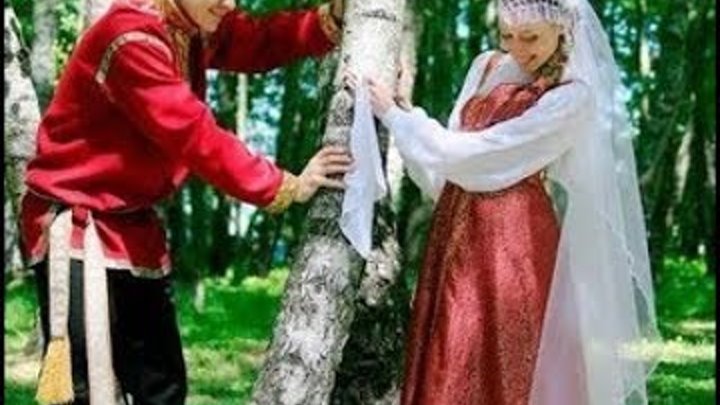 Мимо этой бравый парень свататься идет. Мимо этой бравый парень свататься идет