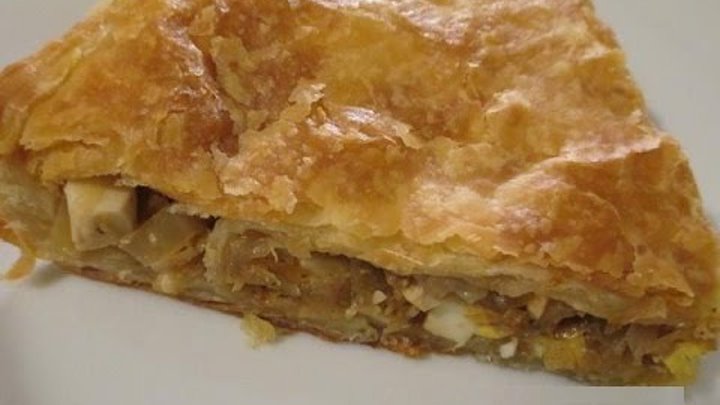 Слоёный пирог с капустой и яйцом