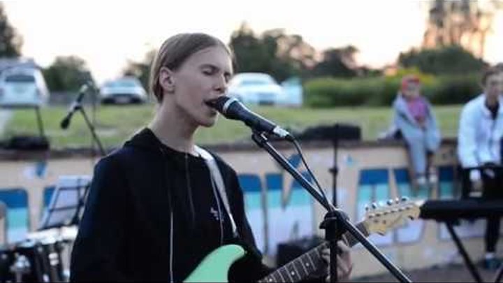 Гражданская оборона кавер. Кончится лето цой. Это было летом кавер. Осколки лета. Классные каверы.