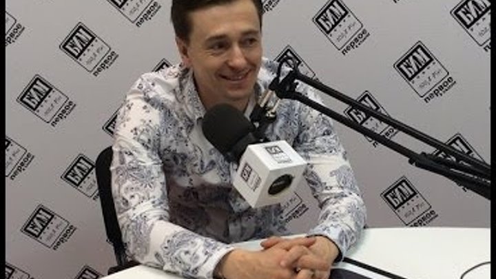 Ведущие бим радио. Бим-радио 102.8 fm. Бим радио диджеи фото