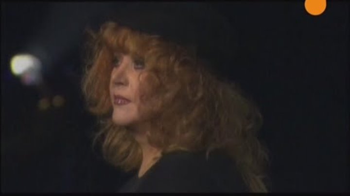 Ма балу пугачева. Пугачева 1992. Пугачева Сопот 1975.