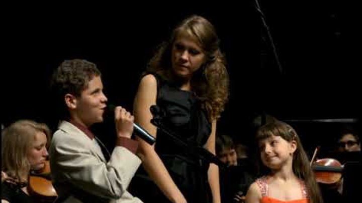 Филармония. Белый пароход 2022 фото с концерта в ммдм. Белый пароход проект. Выступление в школе. Преподаватель хора.