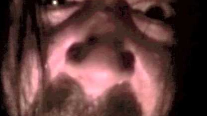 Ленинград солистка 2022. Песня шнура оспа. Песня шнура оспа. Группа ленинград клип про обезьянную оспу. Ленинград группа 2022.