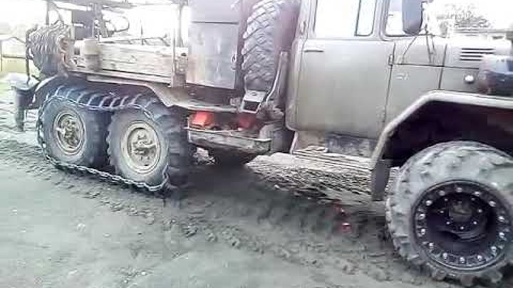 ЗИЛ 131 на гусеницах