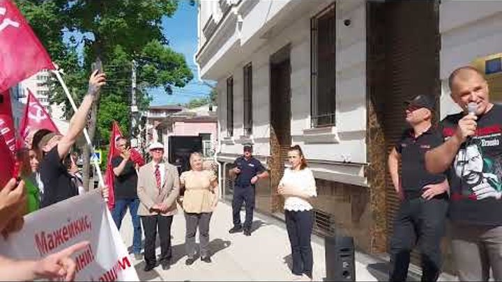 Кишинёв.ПРОТЕСТ.Советник Адриан Доментюк.1.05.24.🇲🇩