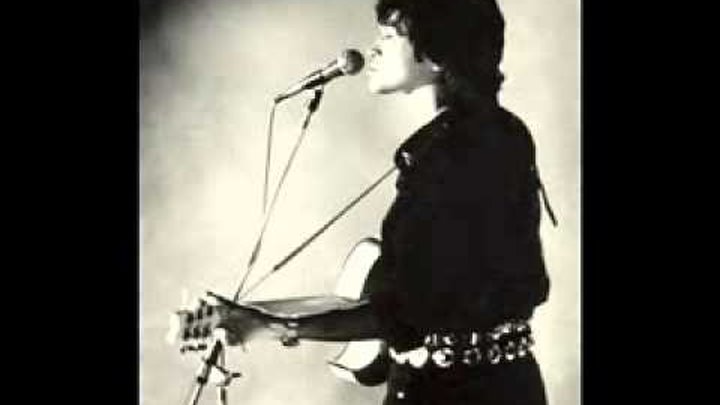 Цой лучшее апрель. Лучшие треки цоя. Цой ремень. Апрель цой текст. Цой лучшее апрель.