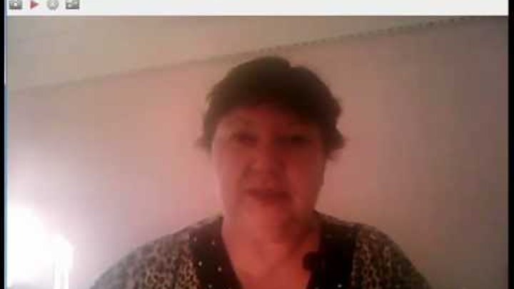 девочки с вебки. девушка перед вэюкамерой. девочки веб. красивые девушки на вебкамеру. девушка перед веб камерой.