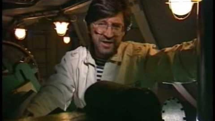 Раскинулось море широко пластинка. Раскинулось море широко шевчук. Ддт раскинулось море широко. Раскинулось море широко текст. Ддт раскинулось море широко.