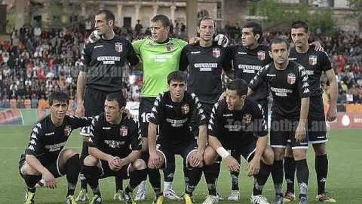 Ширак армения. Fc shirak матчи. Фк ширак гюмри. Фк бананц ереван. Футбол ширак.