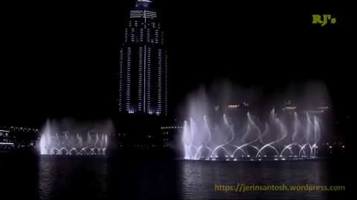 DUBAI FOUNTAIN at Dubai Mall