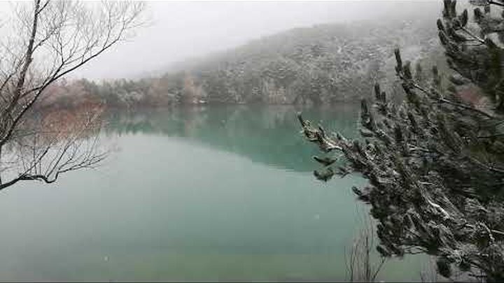 Бирюзовое озеро зимой - Алушта Крым