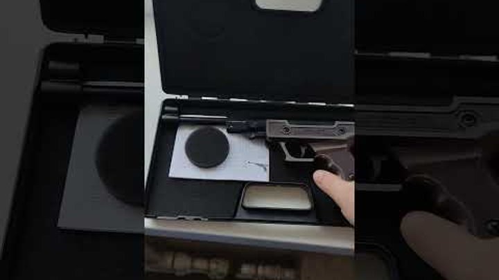 Турецкий пневматический пистолет Blow Air Pistol Black 4,5 мм