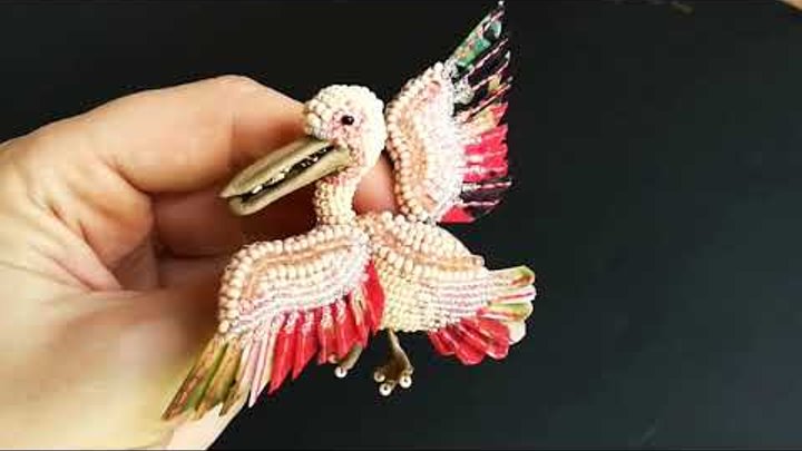 0810 Brooch bird pelican