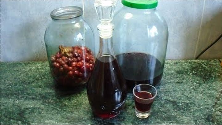 Приспособления для изготовления настоек из самогона. Облагораживание самогона. Рецепты настоять самогон 3 литра. Вишневая настойка. Самогон настоянный на конопле.