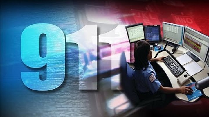 Служба 911 сша. Телефон спасения 911. Звонок на номер 911. 911 фото звонка. 911 номер сша.