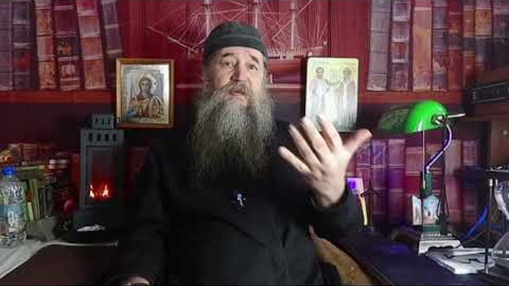 Изречения святых отцов. Олеся николаева стихи. Олеся николаева с детьми. Умнинский. Люди в храме.