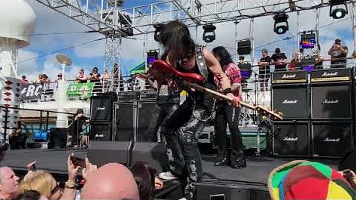 Quiet Riot - Metal Health (Bang Your Head) (Live) 2024