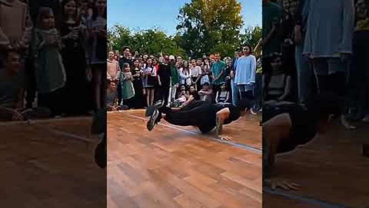 Breakdance or special effect? #ello #dance #dancer #bboy #funny #pop ...