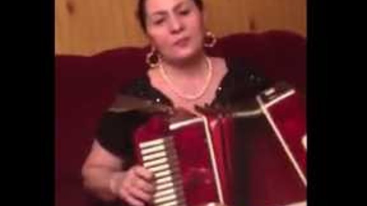 Песня маме кумыкская. Азиз анам песня. Кумыкские певцы. Майя арсаналиева. Кумыкские певицы.
